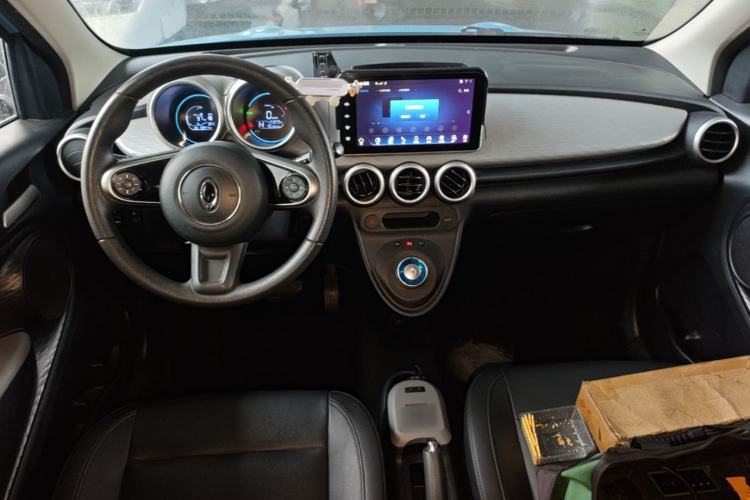 Used ORA Black Cat 2021 351 km Standard Version Center Console