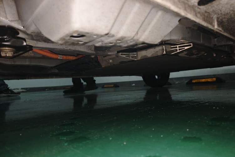 Used ORA Black Cat 2021 351 km Standard Version Chassis Front Left