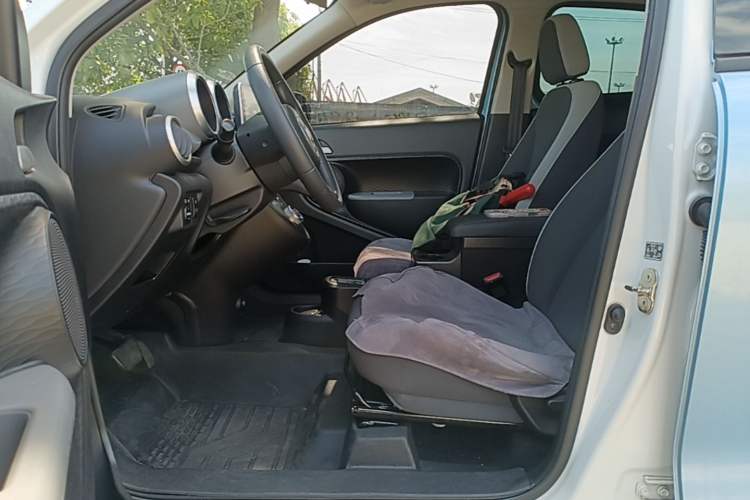 Used ORA Black Cat 2021 301km Cute Pet Edition Driver Seat