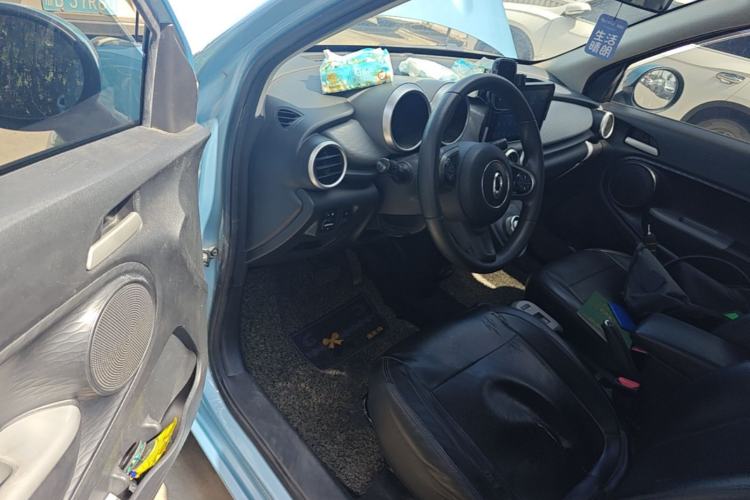 Used ORA Black Cat 2021 301 km Basic Version Driver Seat
