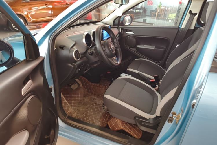 Used ORA Black Cat 2021 301 km Basic Version Driver Seat