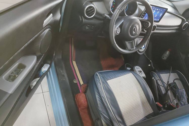 Used ORA Black Cat 2021 301 km Basic Version Driver Seat