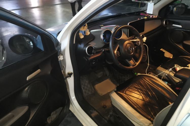 Used ORA Black Cat 2021 301 km Basic Version Driver Seat