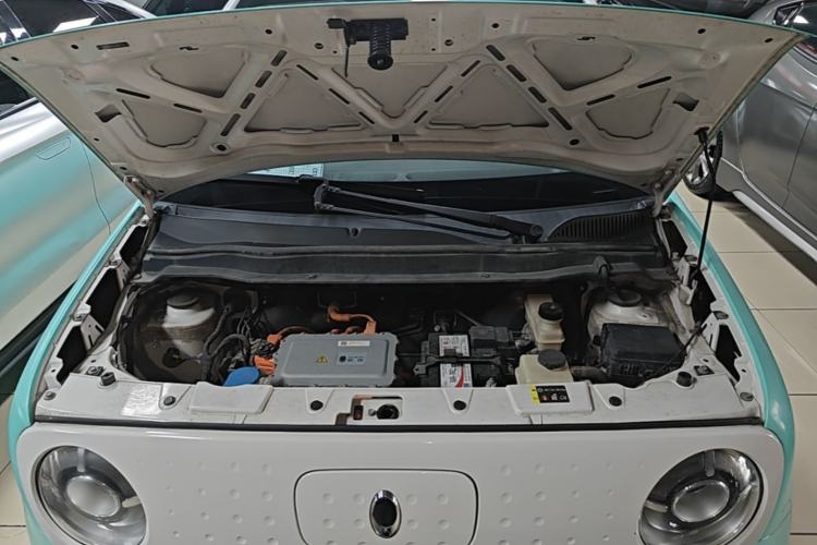 Used ORA Black Cat 2021 301 km Basic Version Engine Bay