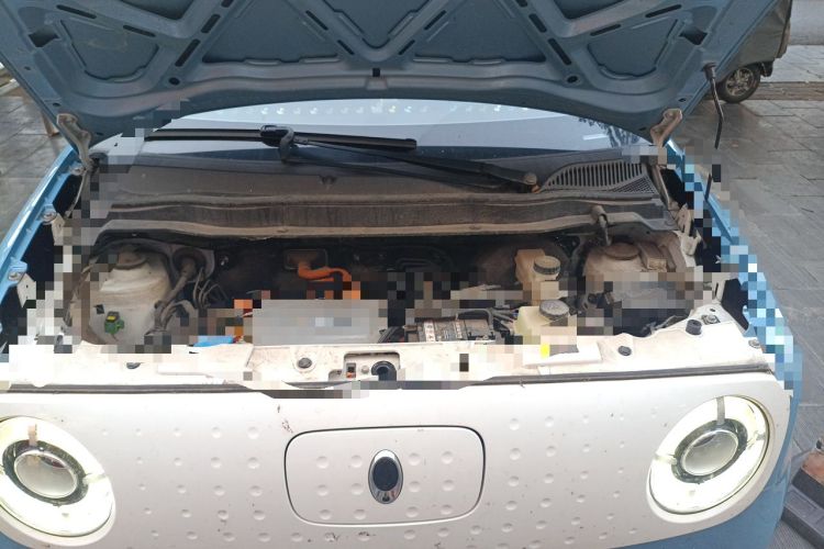 Used ORA Black Cat 2021 301 km Basic Version Engine Bay