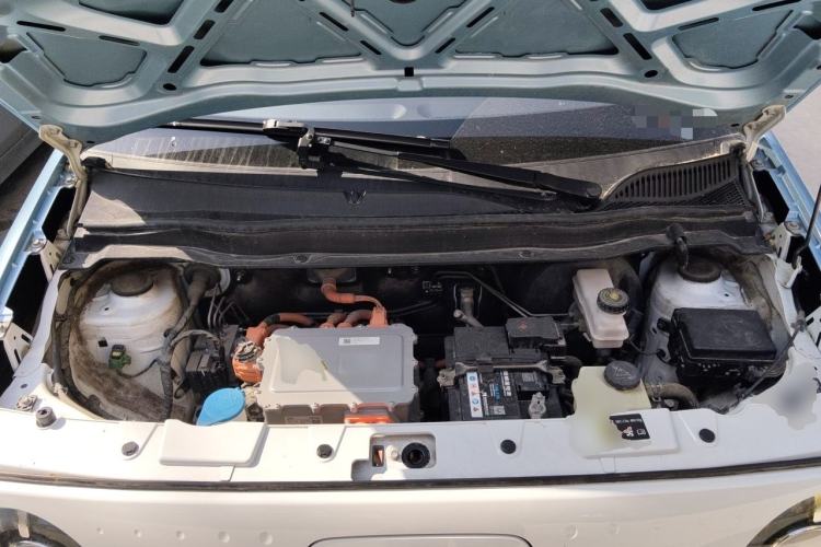 Used ORA Black Cat 2021 301 km Basic Version Engine Bay