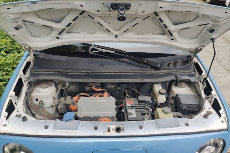 Used ORA Black Cat 2021 301 km Basic Version Engine Bay