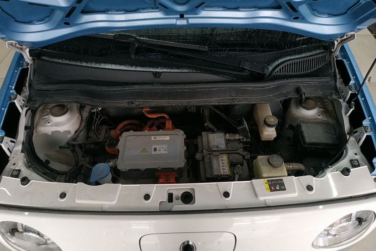 Used ORA Black Cat 2021 301 km Basic Version Engine Bay