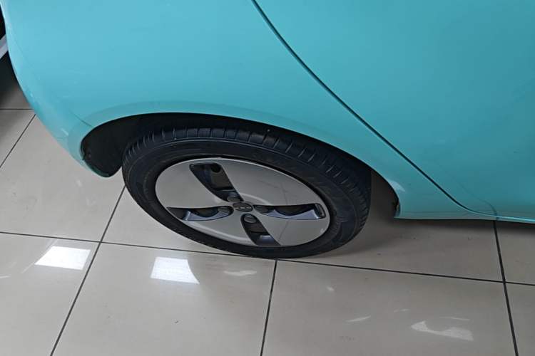 Used ORA Black Cat 2021 301 km Basic Version Exterior 5