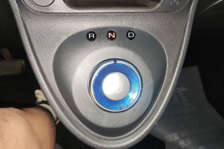 Used ORA Black Cat 2021 351 km Luxury Version Gear Lever