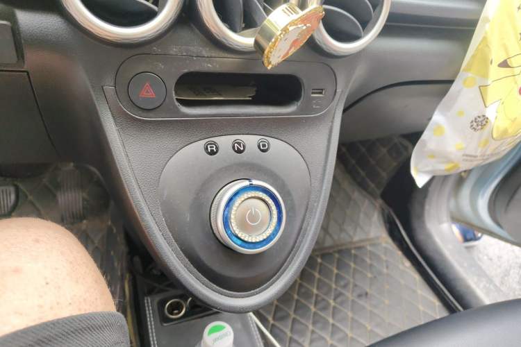 Used ORA Black Cat 2021 351 km Standard Version Gear Lever