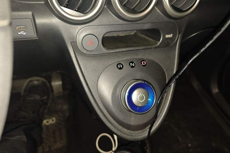 Used ORA Black Cat 2021 351 km Standard Version Gear Lever