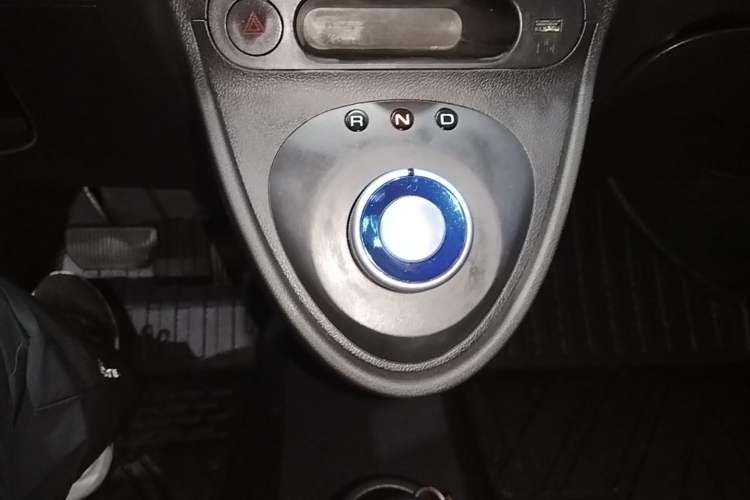 Used ORA Black Cat 2021 351 km Luxury Version Gear Lever