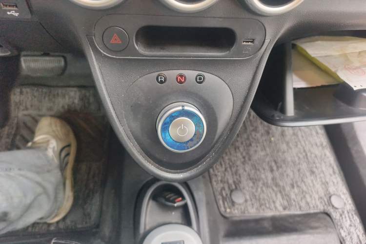Used ORA Black Cat 2021 351 km Luxury Version Gear Lever