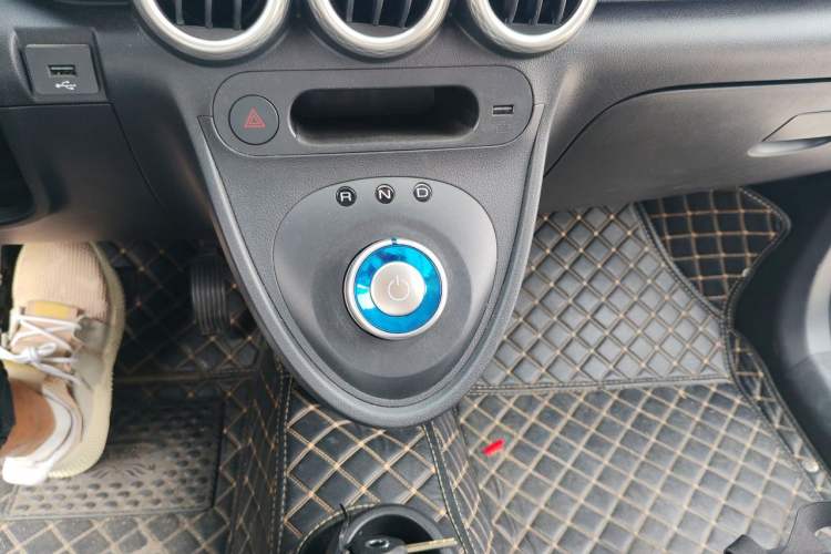 Used ORA Black Cat 2021 351 km Luxury Version Gear Lever