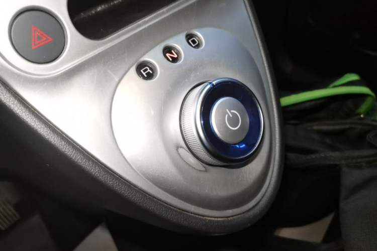 Used ORA Black Cat 2021 351 km Standard Version Gear Lever