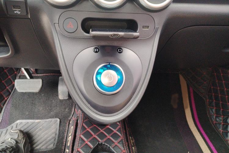 Used ORA Black Cat 2021 351 km Standard Version Gear Lever
