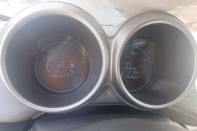 Used ORA Black Cat 2021 301 km Basic Version Instrument Cluster