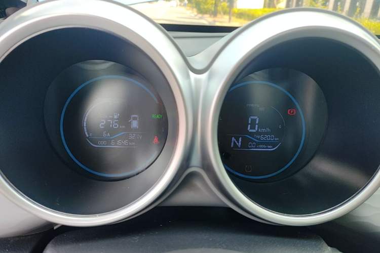 Used ORA Black Cat 2021 301 km Basic Version Instrument Cluster