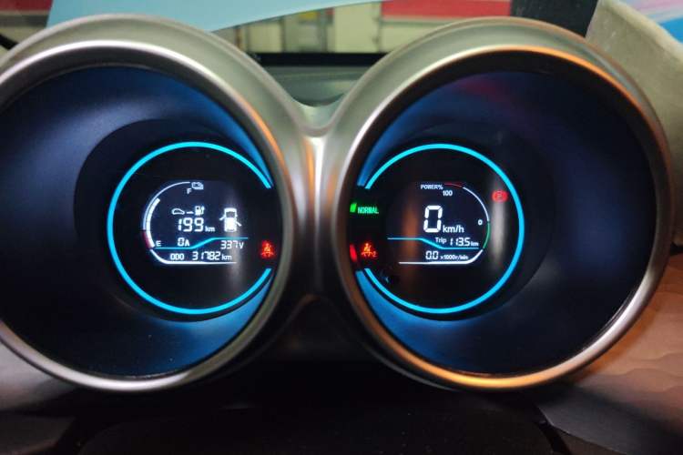 Used ORA Black Cat 2021 351 km Standard Version Instrument Cluster
