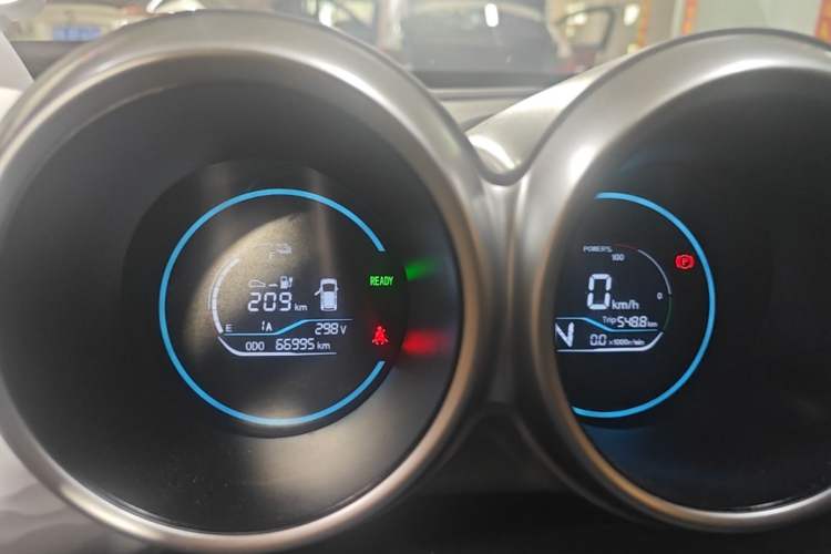 Used ORA Black Cat 2021 301 km Basic Version Instrument Cluster