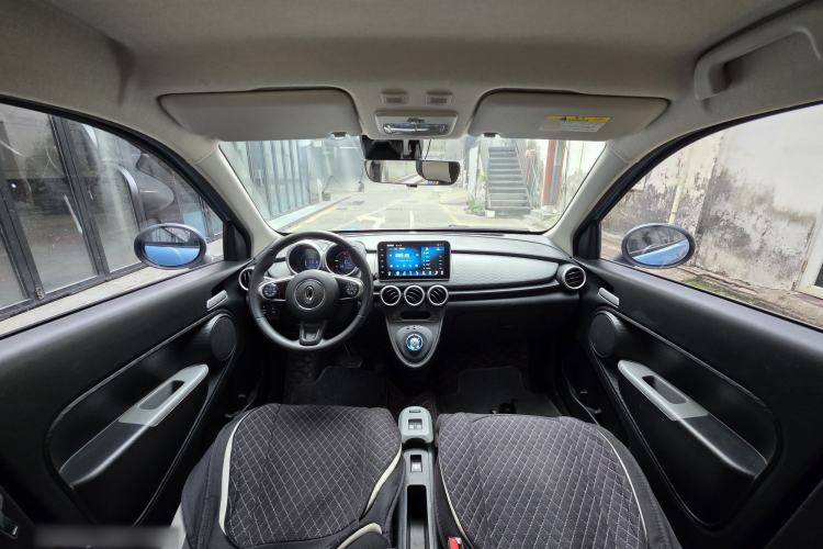 Used ORA Black Cat 2021 351 km Luxury Version Interior 1