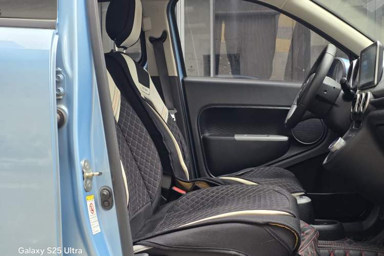 Used ORA Black Cat 2021 351 km Luxury Version Interior 9