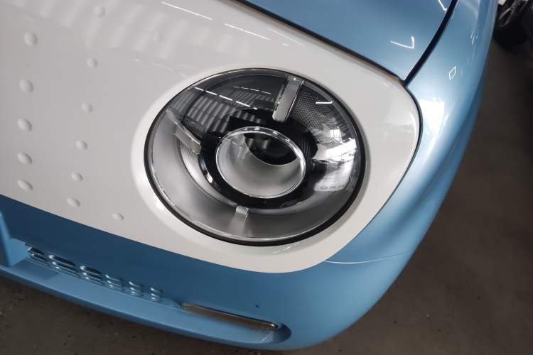 Used ORA Black Cat 2021 351 km Luxury Version Left Front Headlight