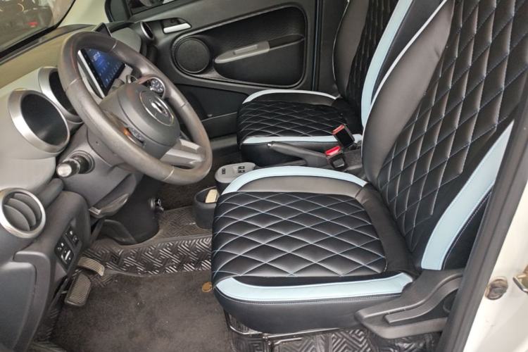 Used ORA Black Cat 2021 301 km Basic Version Left Front Seat