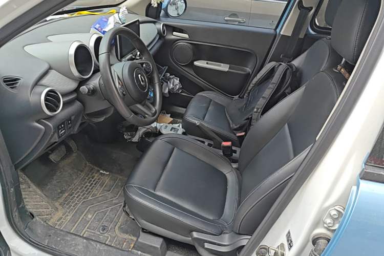 Used ORA Black Cat 2021 351 km Standard Version Left Front Seat