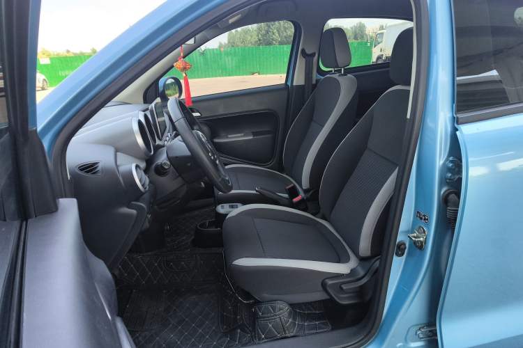 Used ORA Black Cat 2021 301 km Basic Version Left Front Seat