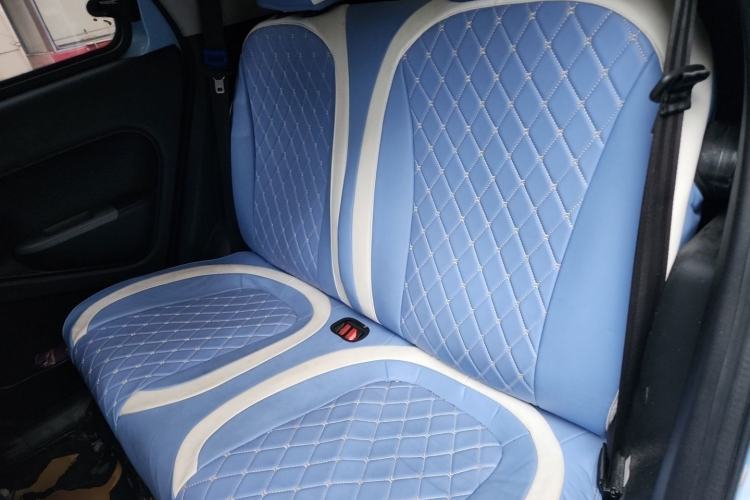 Used ORA Black Cat 2021 301 km Basic Version Left Rear Seat