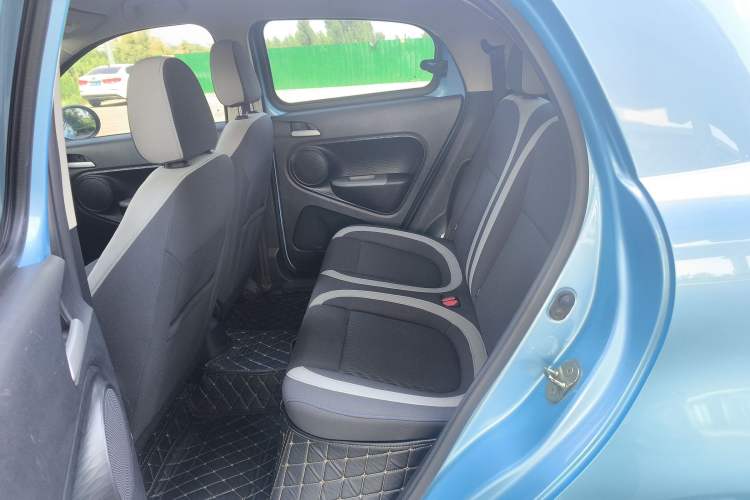 Used ORA Black Cat 2021 301 km Basic Version Left Rear Seat