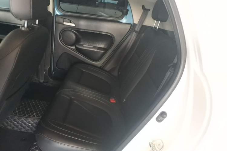 Used ORA Black Cat 2021 351 km Standard Version Left Rear Seat