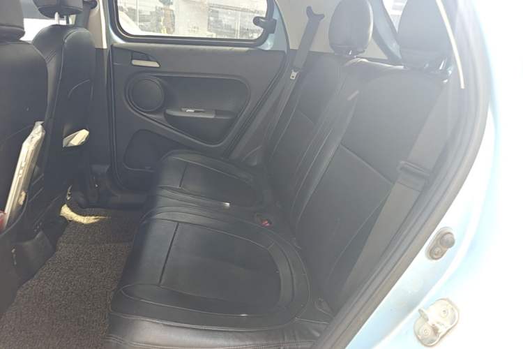 Used ORA Black Cat 2021 301 km Basic Version Left Rear Seat