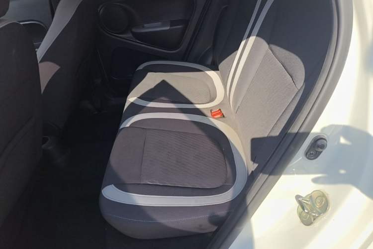 Used ORA Black Cat 2021 301 km Basic Version Left Rear Seat