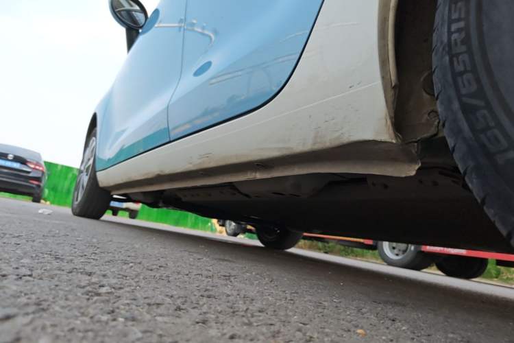 Used ORA Black Cat 2021 301 km Basic Version Left Side Sill