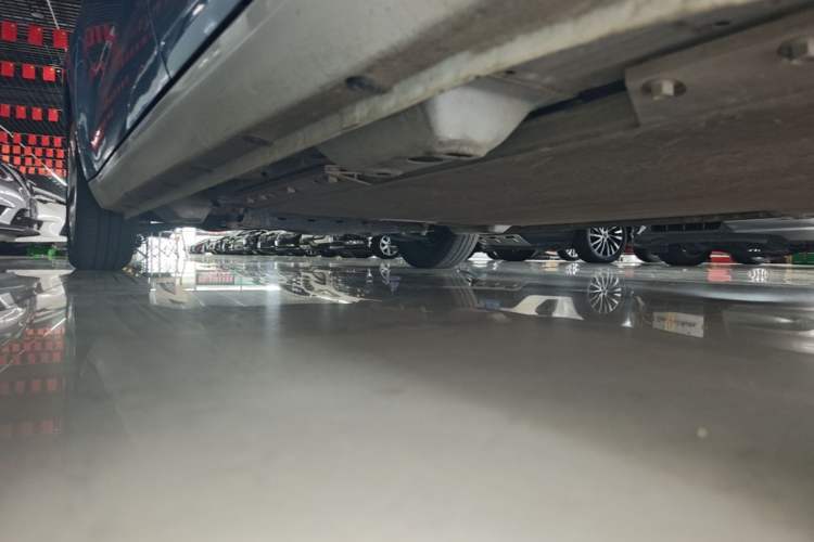 Used ORA Black Cat 2021 301 km Basic Version Left Side Sill
