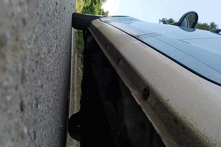 Used ORA Black Cat 2021 301km Cute Pet Edition Left Side Sill