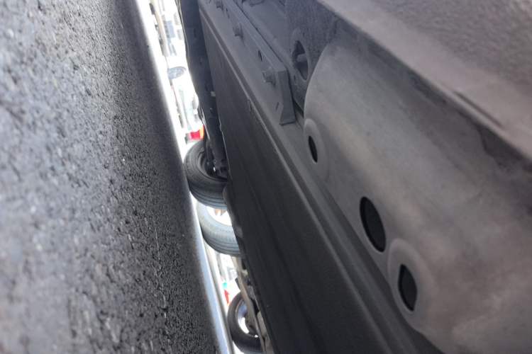 Used ORA Black Cat 2021 301km Cute Pet Edition Left Side Sill