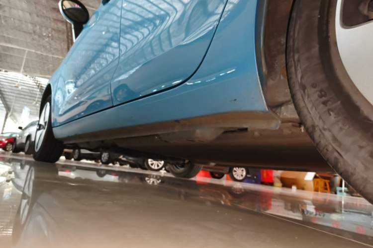 Used ORA Black Cat 2021 301 km Basic Version Left Side Sill