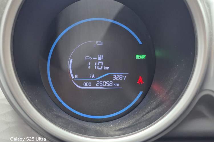 Used ORA Black Cat 2021 351 km Luxury Version Odometer Close Up