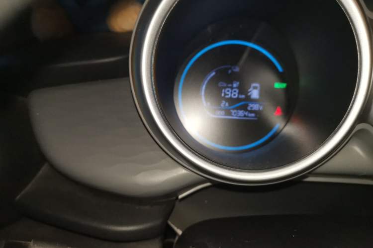 Used ORA Black Cat 2021 301 km Basic Version Odometer Close Up