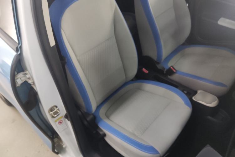 Used ORA Black Cat 2021 351 km Luxury Version Right Front Seat