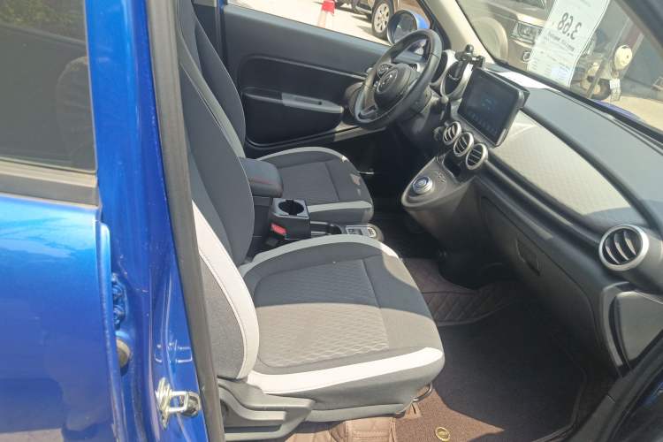 Used ORA Black Cat 2021 301km Cute Pet Edition Right Front Seat