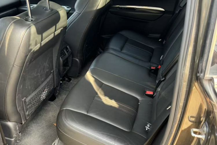 Used ORA Black Cat 2021 351 km Luxury Version Right Front Seat