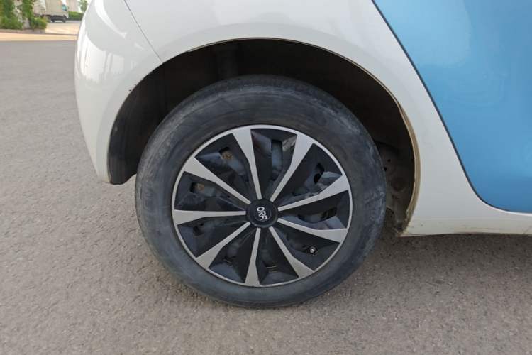 Used ORA Black Cat 2021 301 km Basic Version Right Rear Wheel Hub