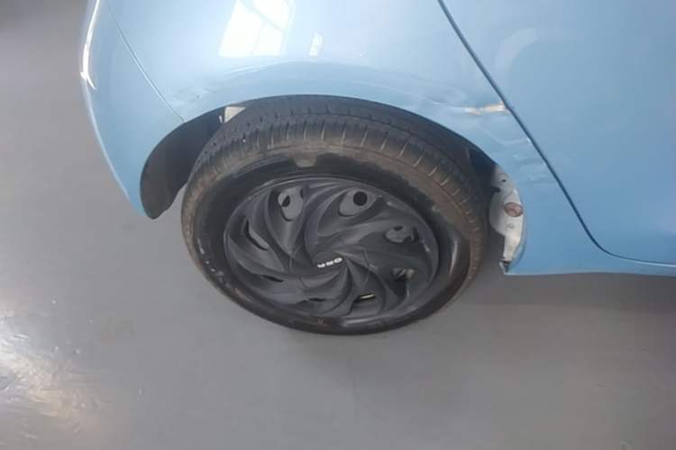 Used ORA Black Cat 2021 301 km Basic Version Right Rear Wheel Hub