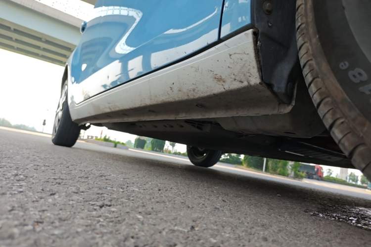 Used ORA Black Cat 2021 301 km Basic Version Right Side Sill