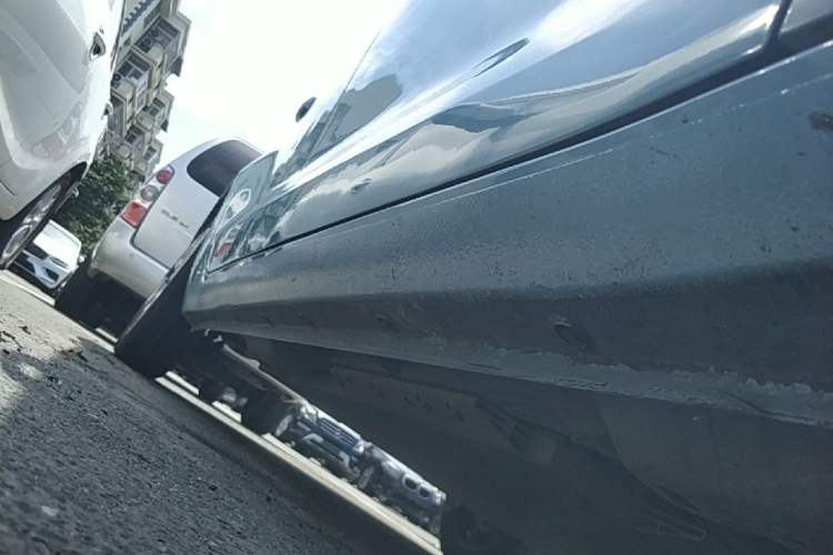 Used ORA Black Cat 2021 301 km Basic Version Right Side Sill